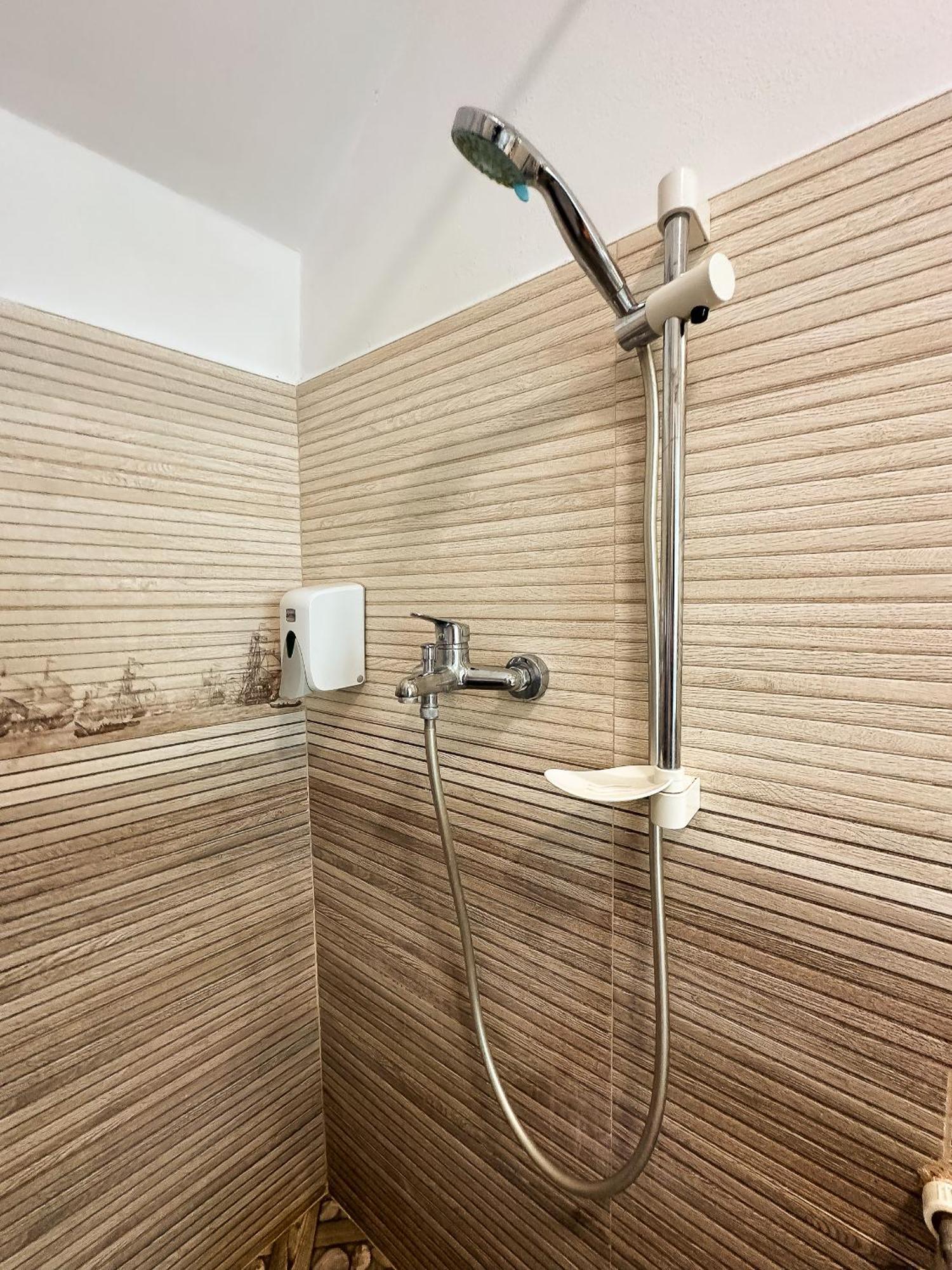 Atrium Apartment Central Free Parking Craiova Luaran gambar